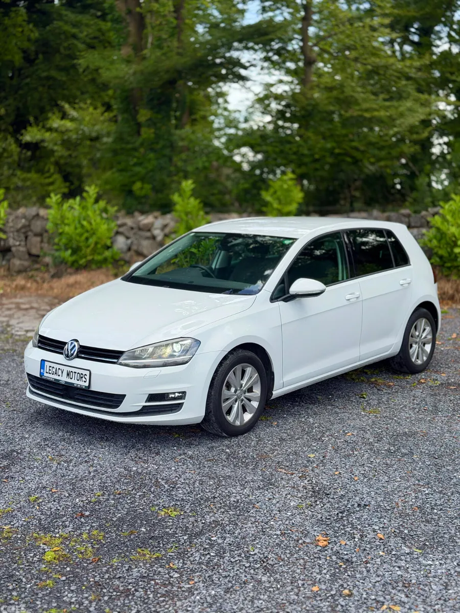 Volkswagen Golf Hatchback, Petrol, 2017, White