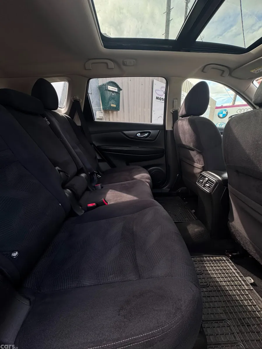 Nissan X-Trail SUV, Diesel, 2014, Black