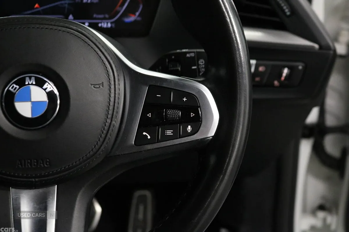 BMW 1-Series Hatchback, Diesel, 2023, White