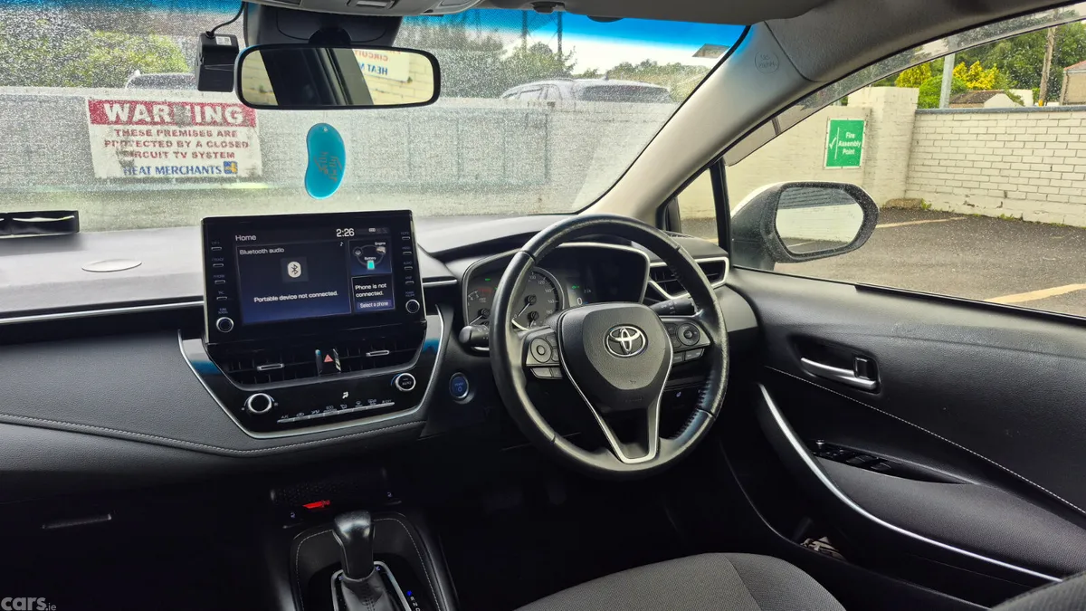 Toyota Corolla Estate, Petrol Hybrid, 2020, Silver