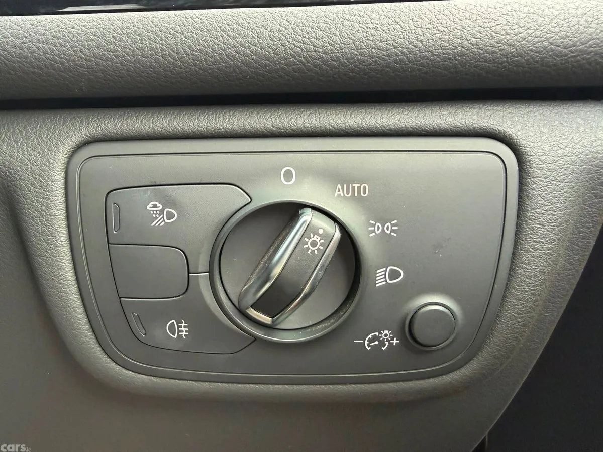 Audi A6 Saloon, Diesel, 2018, Blue