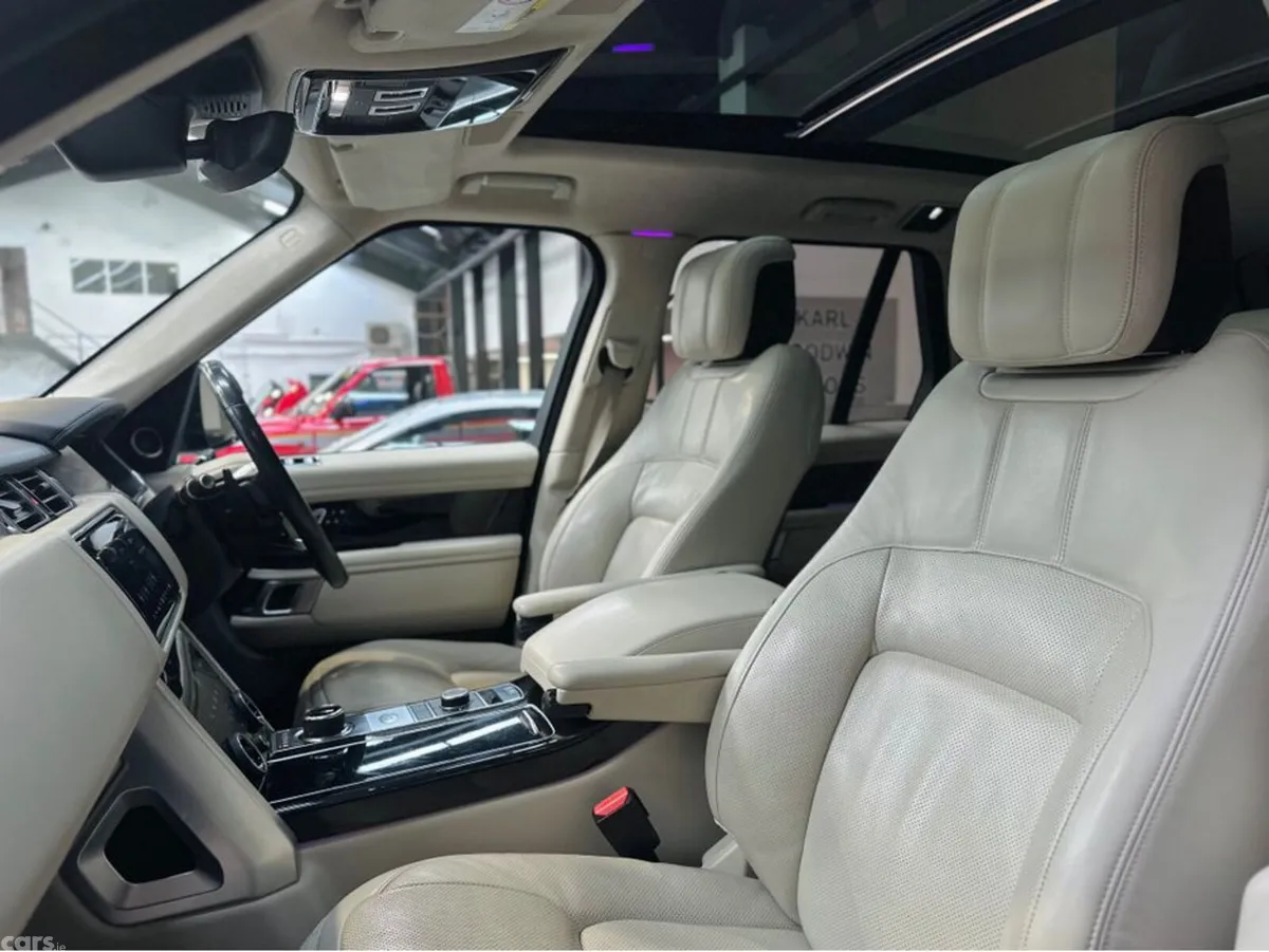 Land Rover Range Rover SUV, Petrol Hybrid, 2020, Black
