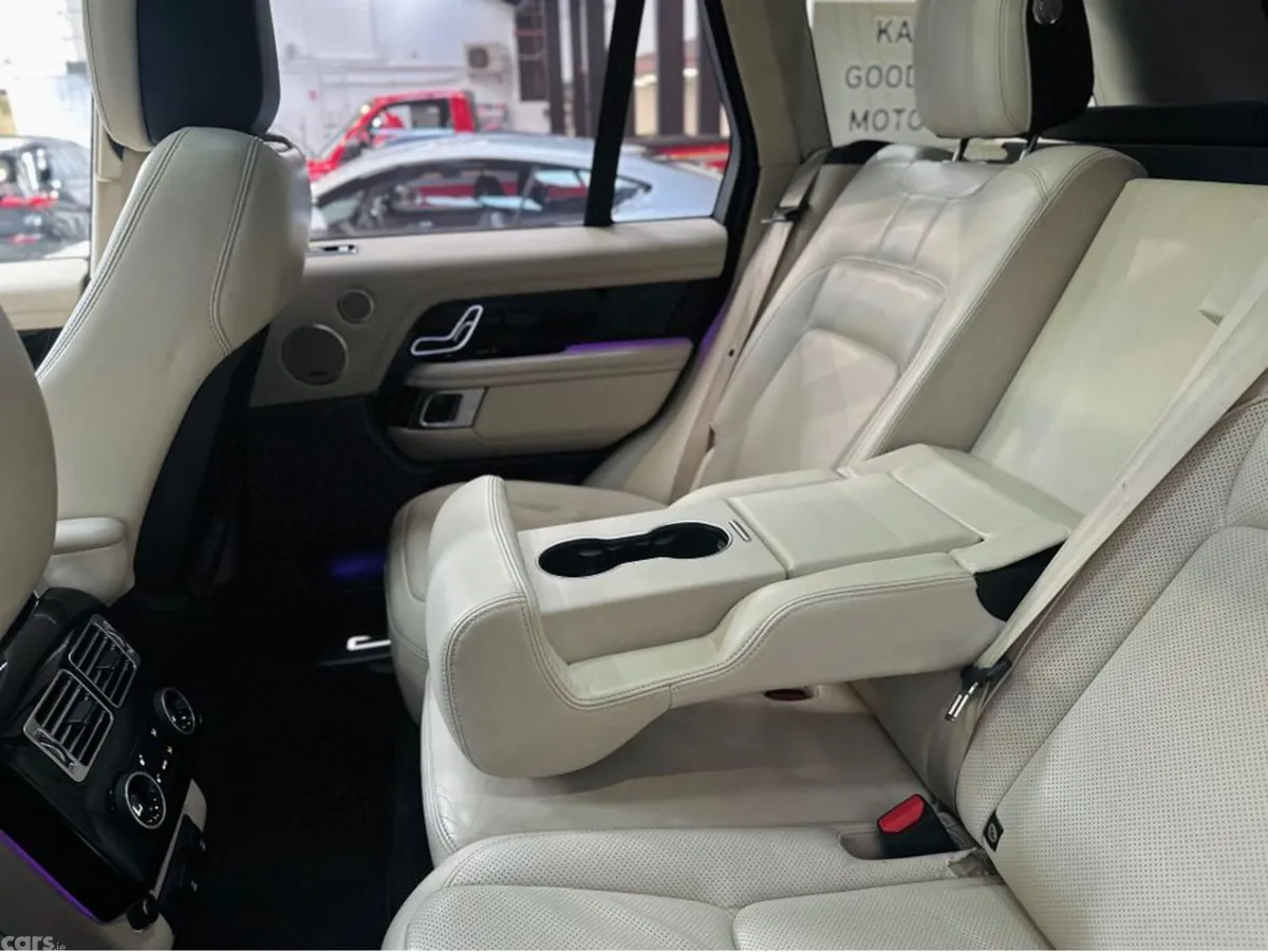 Land Rover Range Rover SUV, Petrol Hybrid, 2020, Black