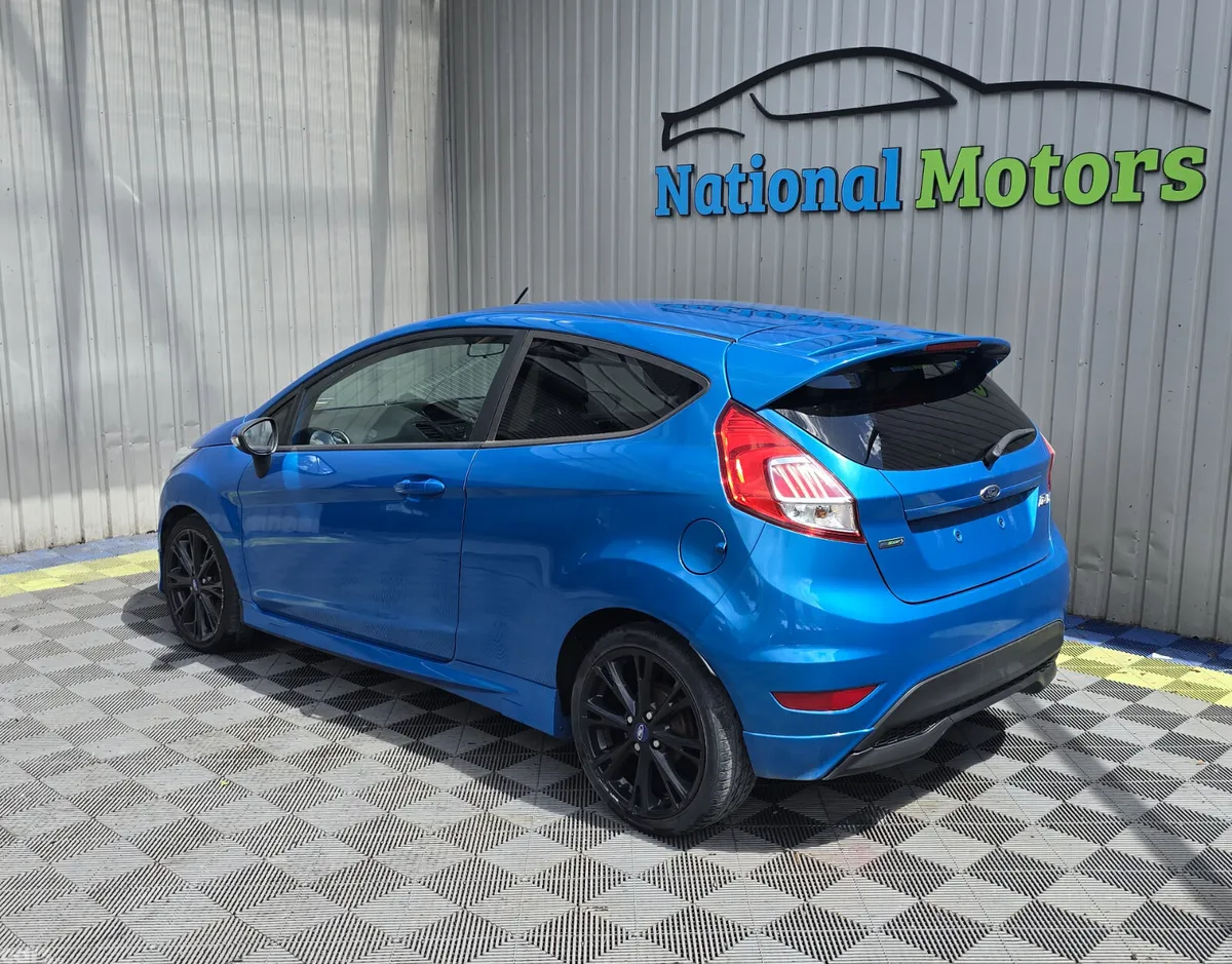Ford Fiesta Hatchback, Petrol, 2016, Blue