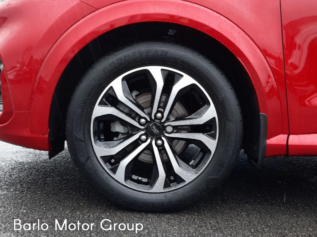 Ford Puma MPV, Petrol Hybrid, 2023, Red