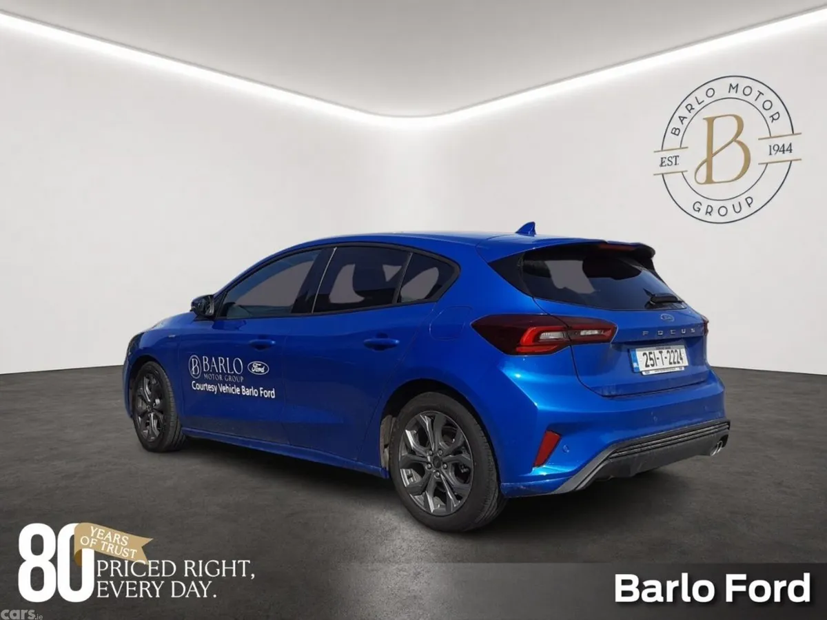 Ford Focus Hatchback, Petrol, 2025, Blue