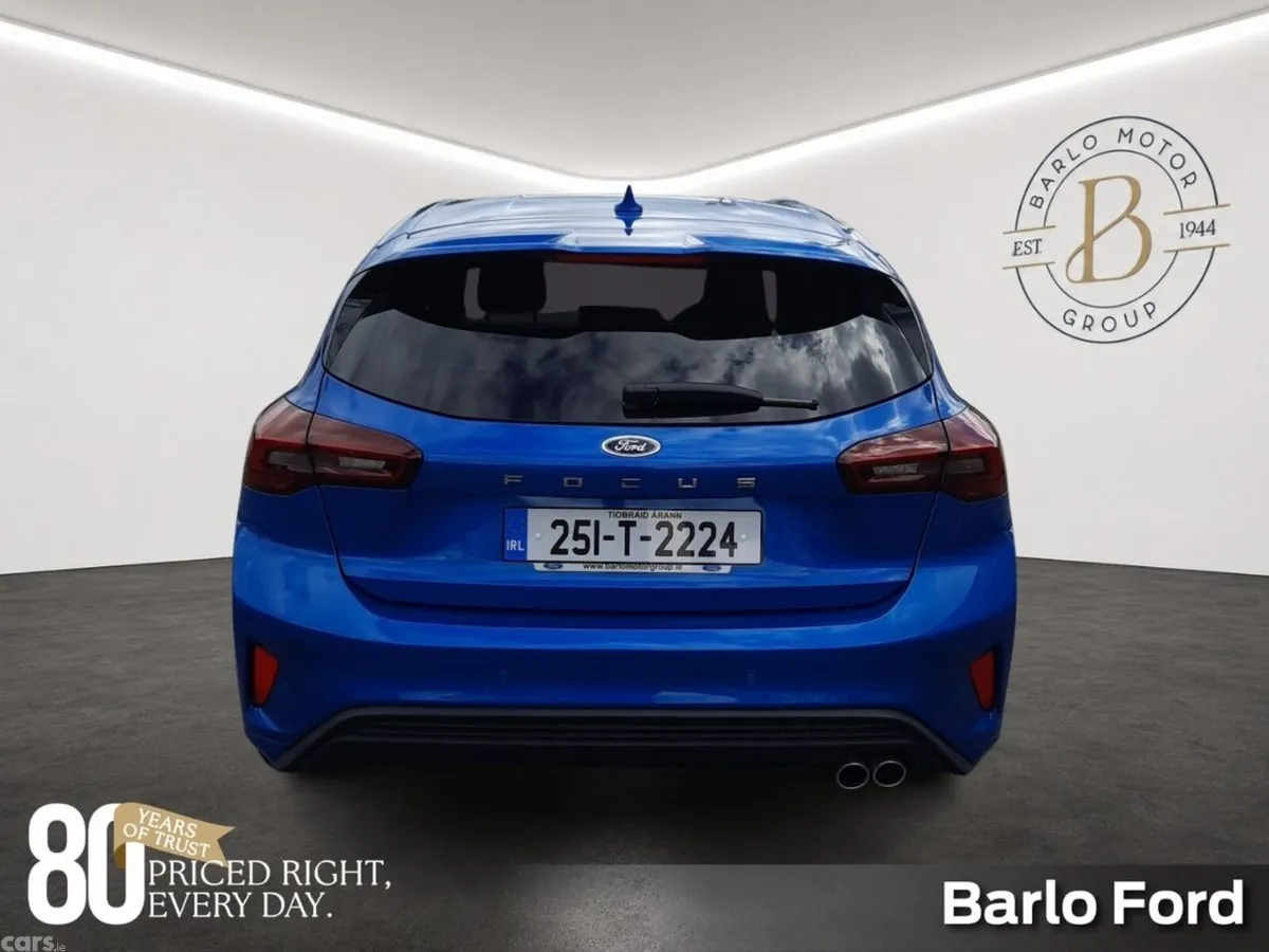 Ford Focus Hatchback, Petrol, 2025, Blue