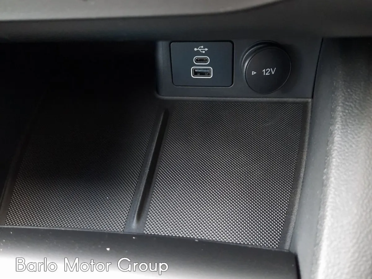 Ford Focus Hatchback, Petrol, 2025, Blue