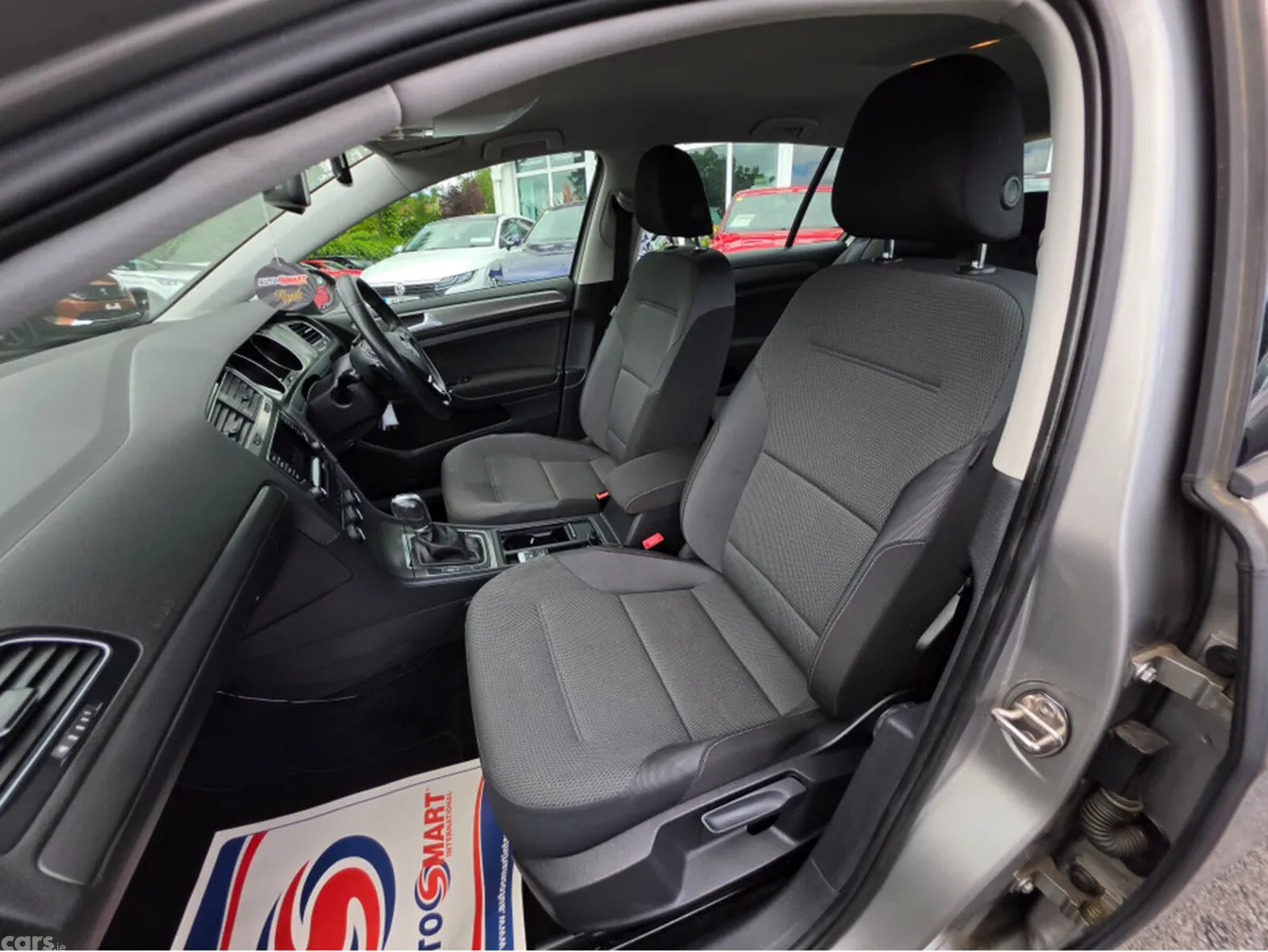 Volkswagen Golf Hatchback, Petrol, 2013, Silver