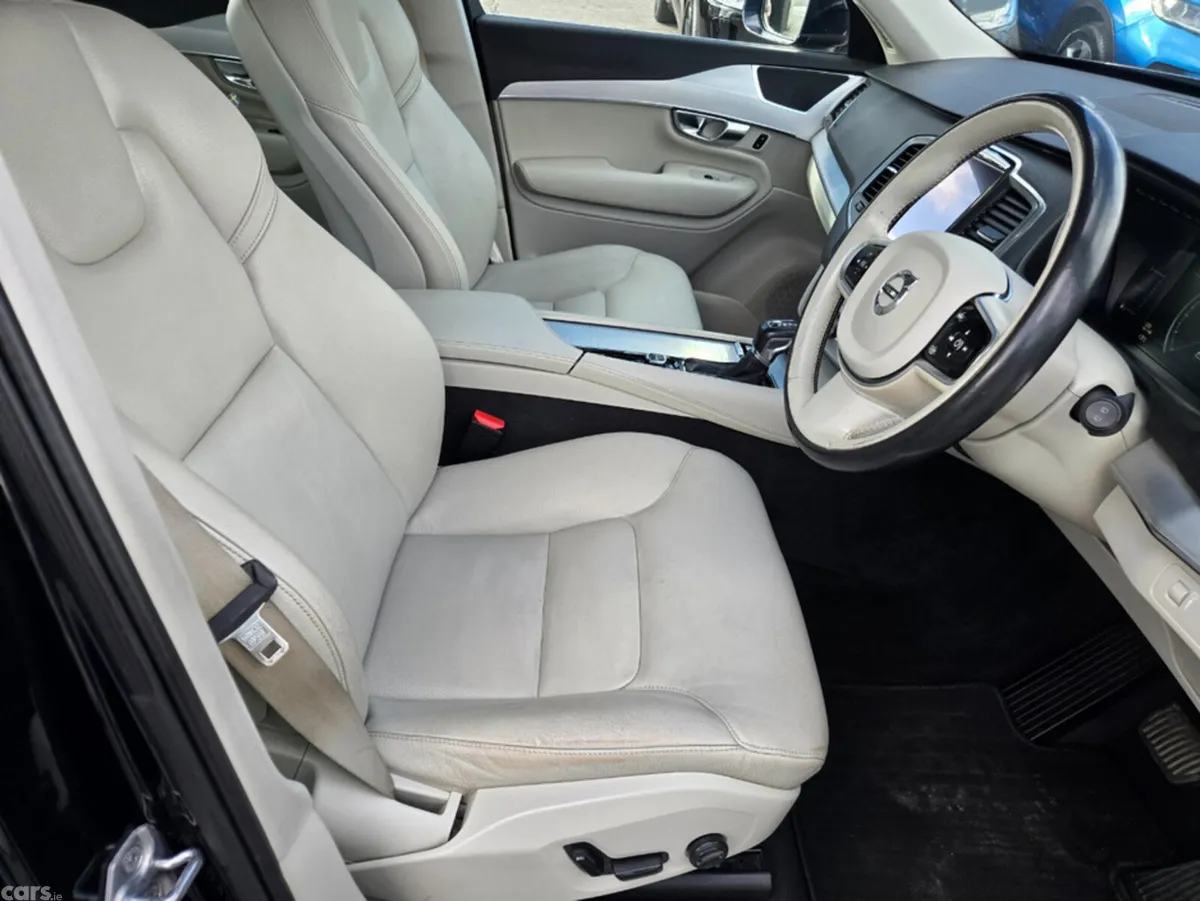 Volvo XC90 SUV, Diesel, 2017, Blue
