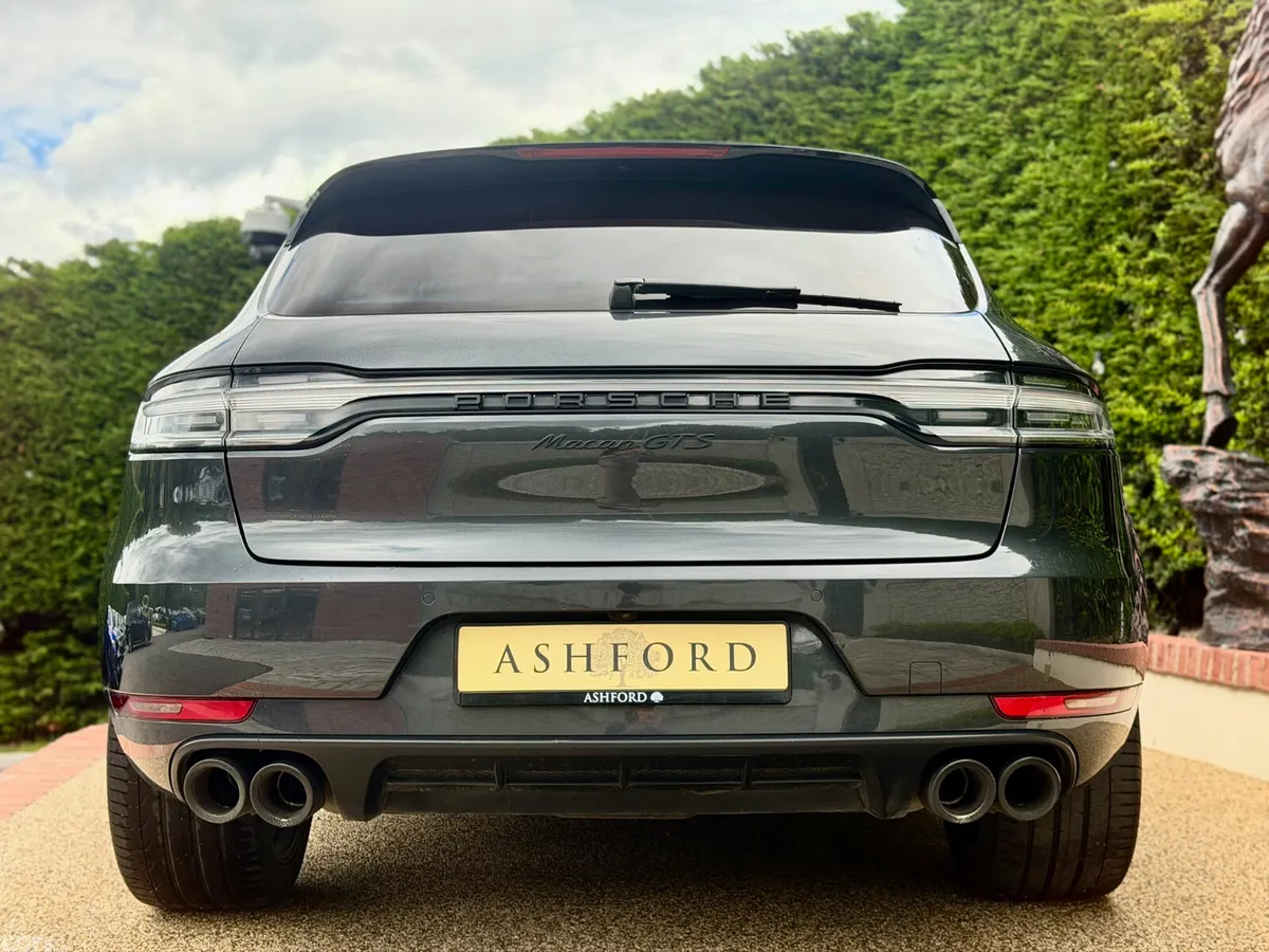 Porsche Macan SUV, Petrol, 2021, Grey