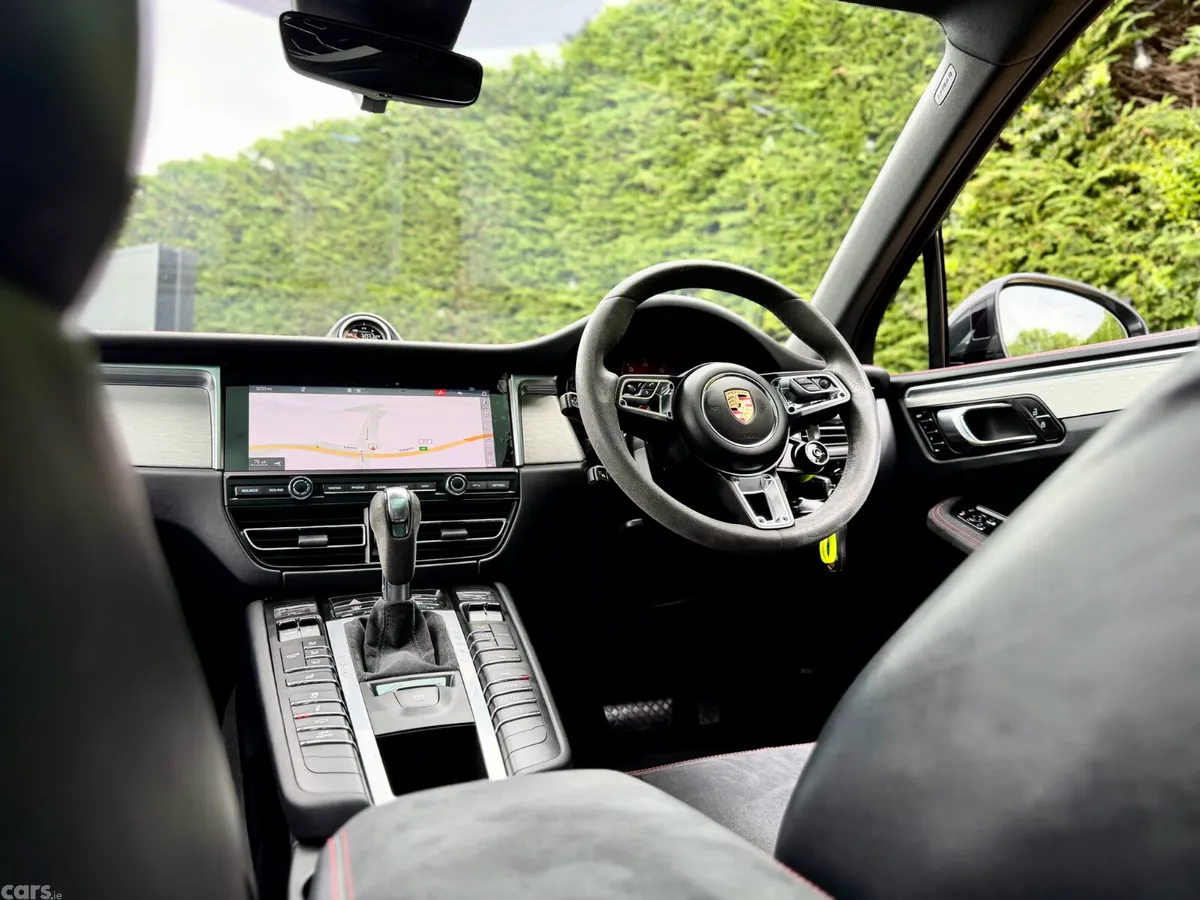 Porsche Macan SUV, Petrol, 2021, Grey