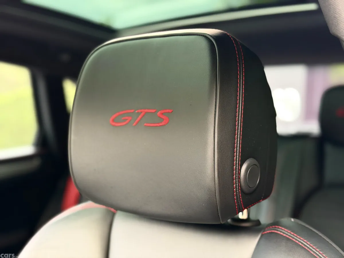 Porsche Macan SUV, Petrol, 2021, Grey