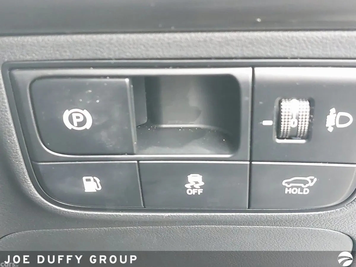 Hyundai Tucson SUV, Petrol Plug-in Hybrid, 2025, Silver