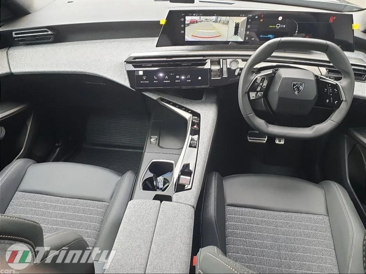 Peugeot 3008 SUV, Electric, 2026, Grey