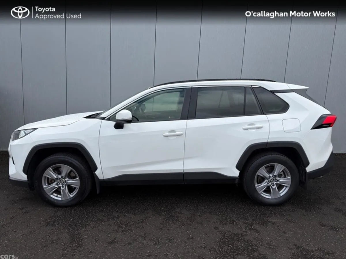 Toyota RAV4 SUV, Petrol Hybrid, 2024, White