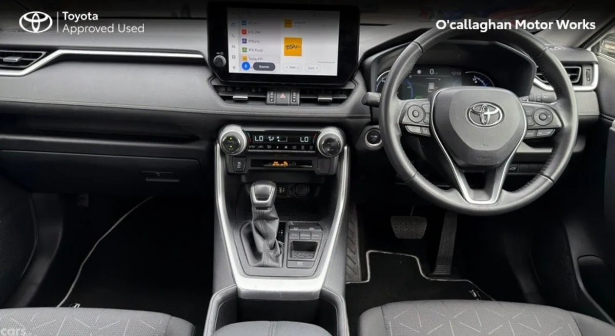 Toyota RAV4 SUV, Petrol Hybrid, 2024, White