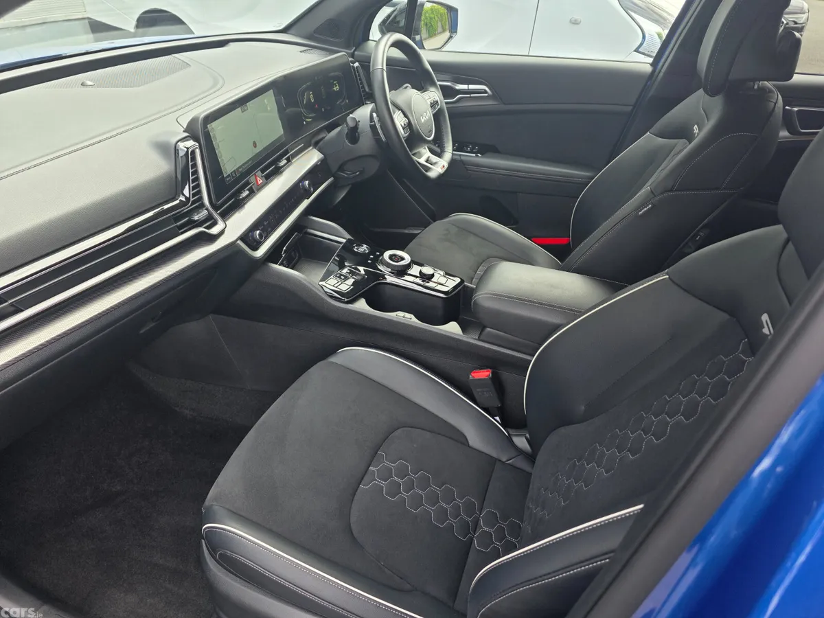 Kia Sportage SUV, Petrol Plug-in Hybrid, 2025, Blue