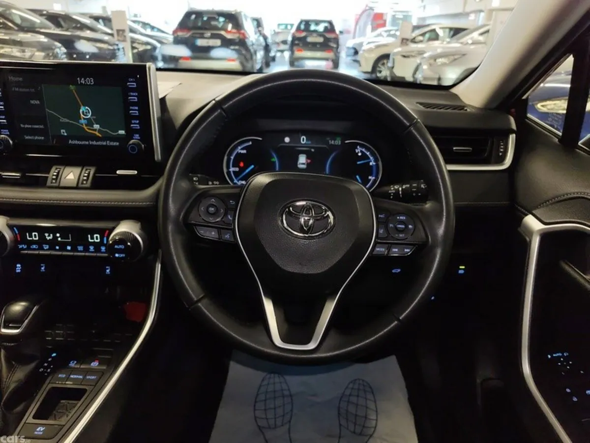 Toyota RAV4 SUV, Petrol Hybrid, 2022, Red