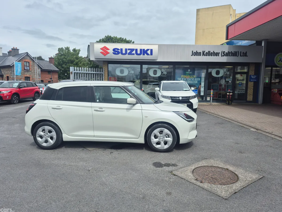 Suzuki Swift Hatchback, Petrol Hybrid, 2026, White