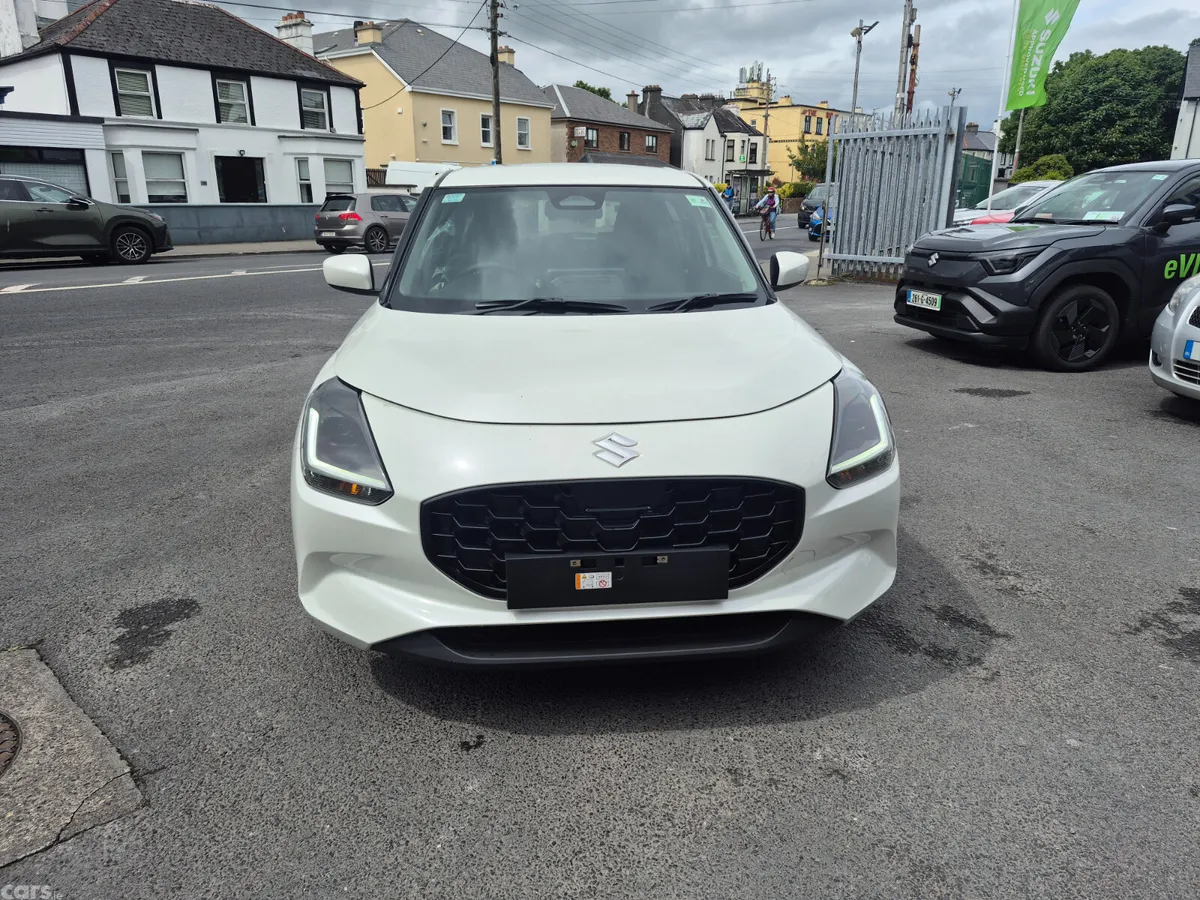 Suzuki Swift Hatchback, Petrol Hybrid, 2026, White