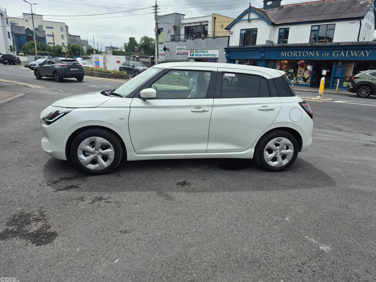 Suzuki Swift Hatchback, Petrol Hybrid, 2026, White