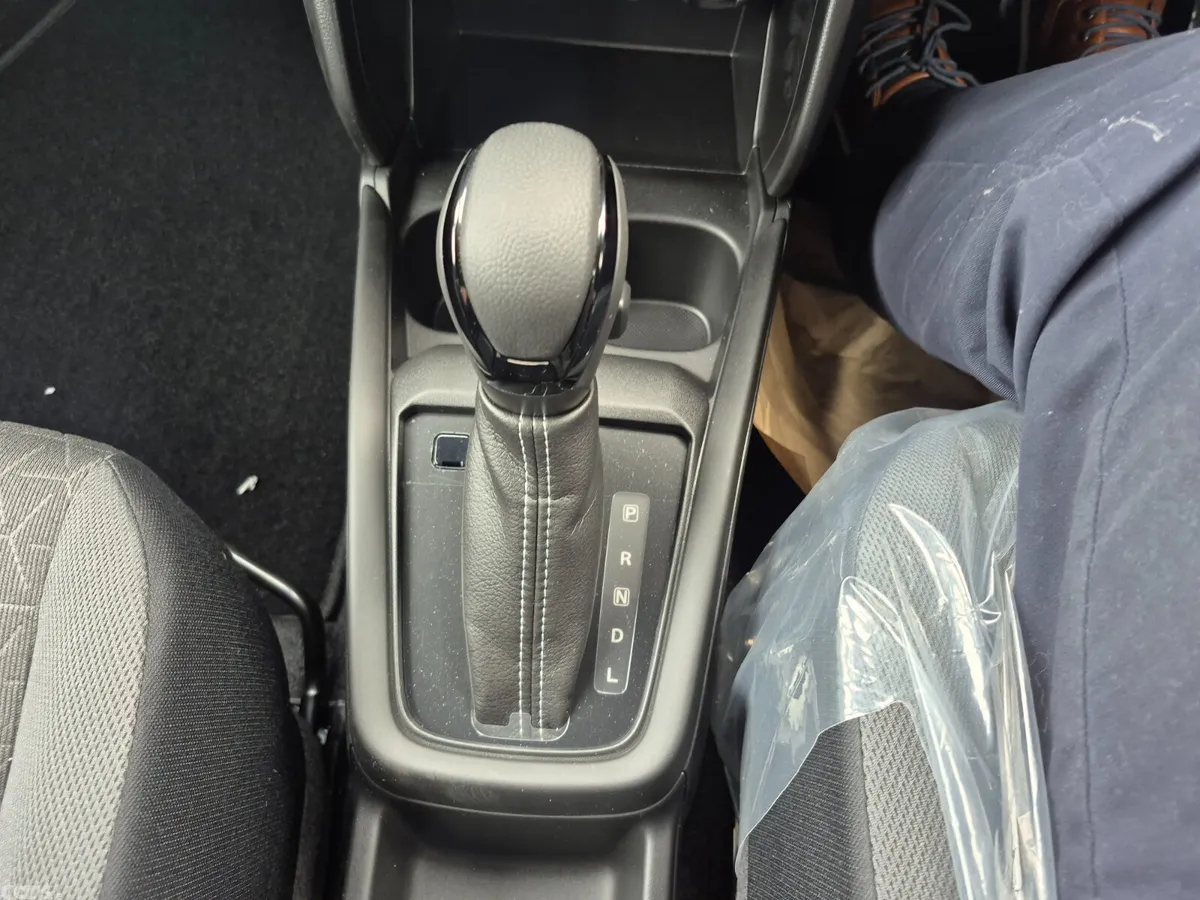 Suzuki Swift Hatchback, Petrol Hybrid, 2026, White