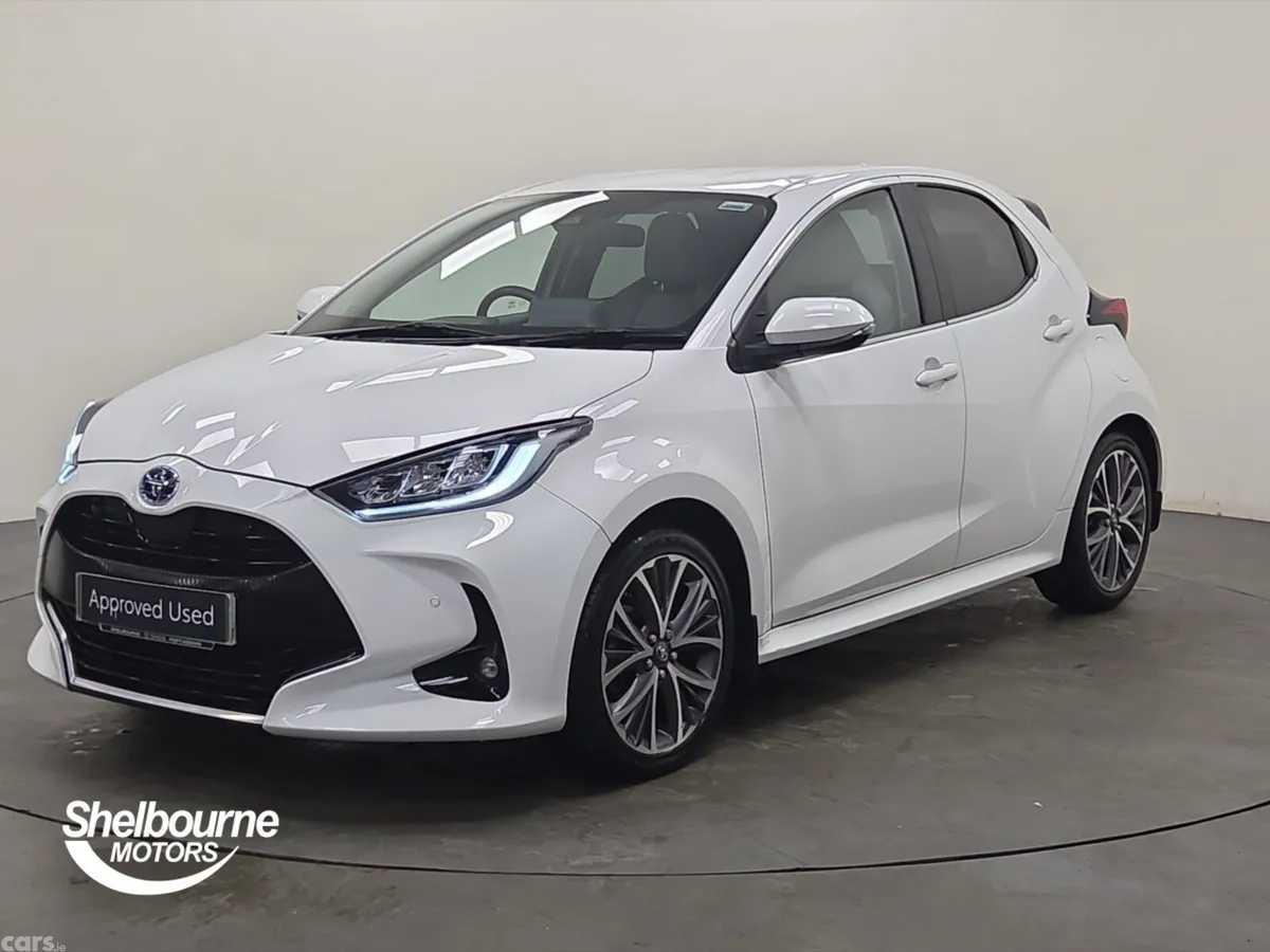 Toyota Yaris Hatchback, Petrol Hybrid, 2022, White