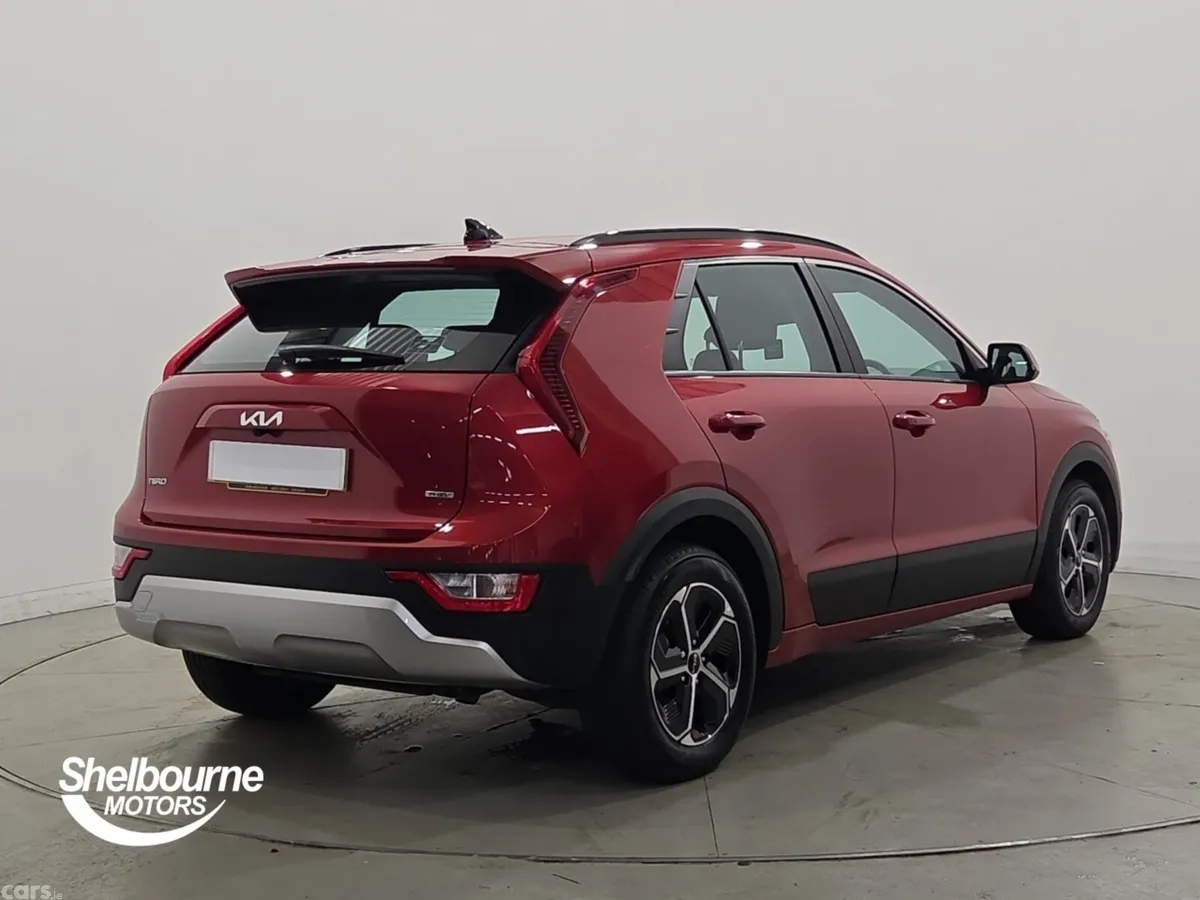 Kia Niro Estate, Petrol Hybrid, 2025, Red
