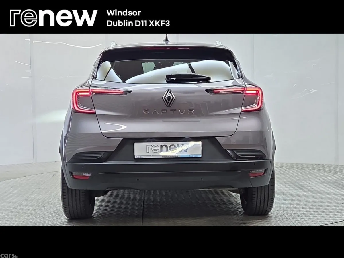 Renault Captur Hatchback, Petrol, 2025, Grey