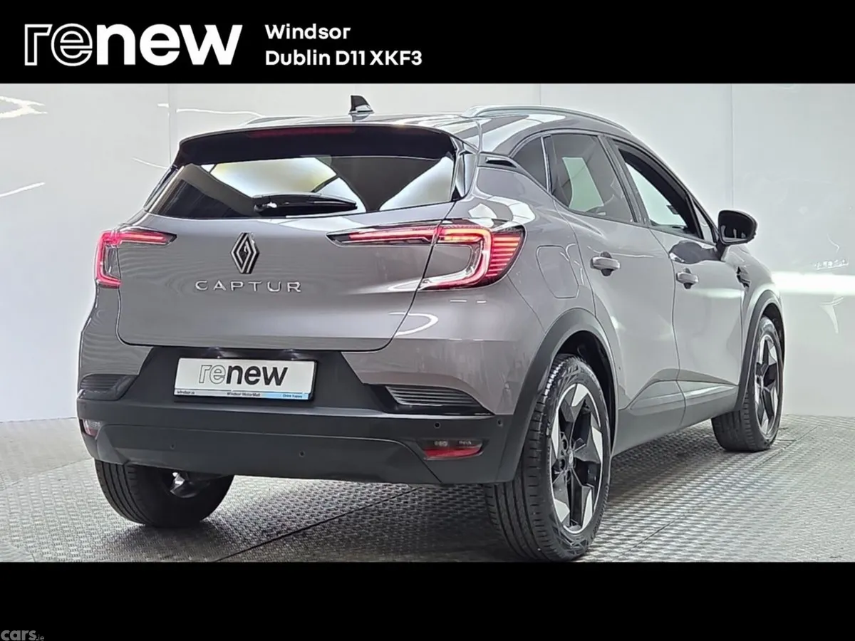 Renault Captur Hatchback, Petrol, 2025, Grey