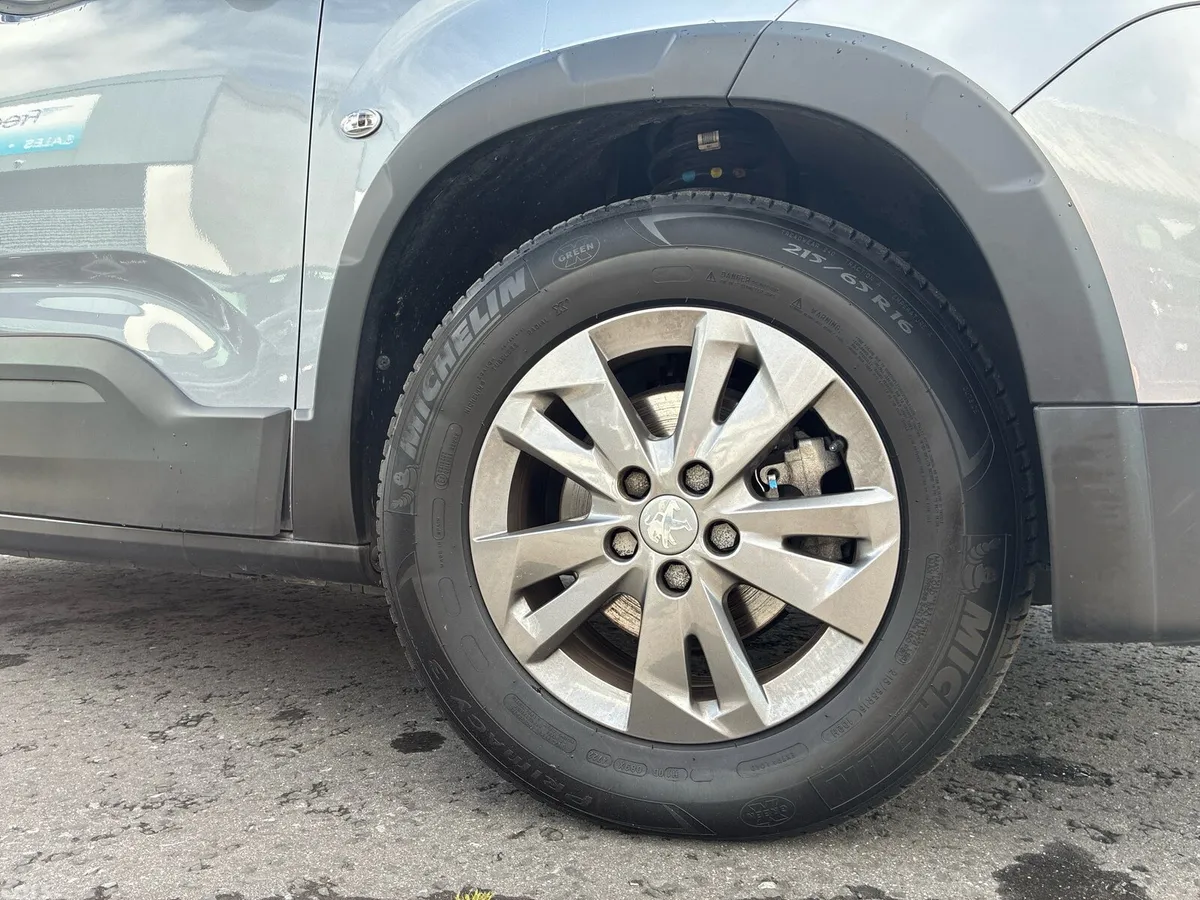 Peugeot Rifter MPV, Diesel, 2023, Grey