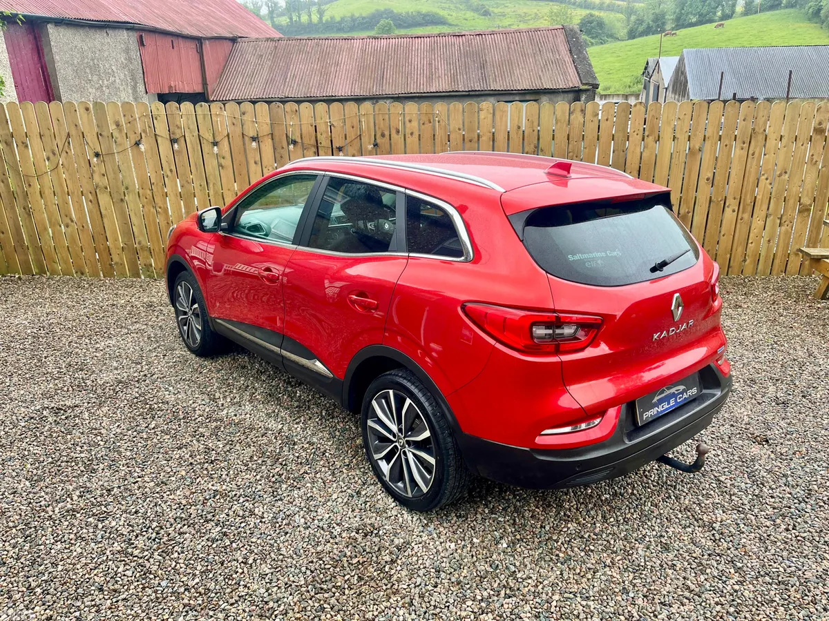 Renault Kadjar SUV, Petrol, 2019, Red