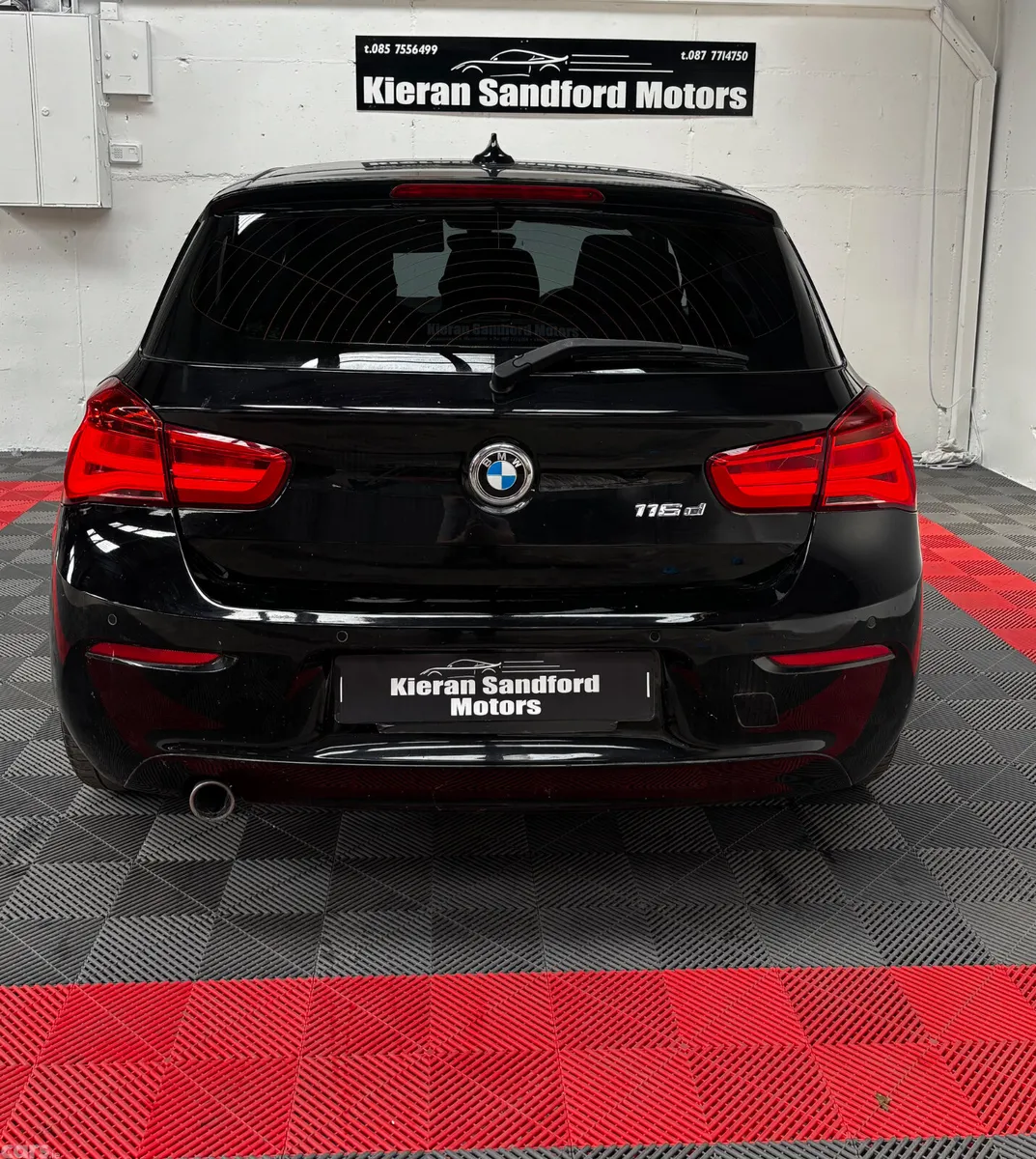 BMW 1-Series Hatchback, Diesel, 2018, Black