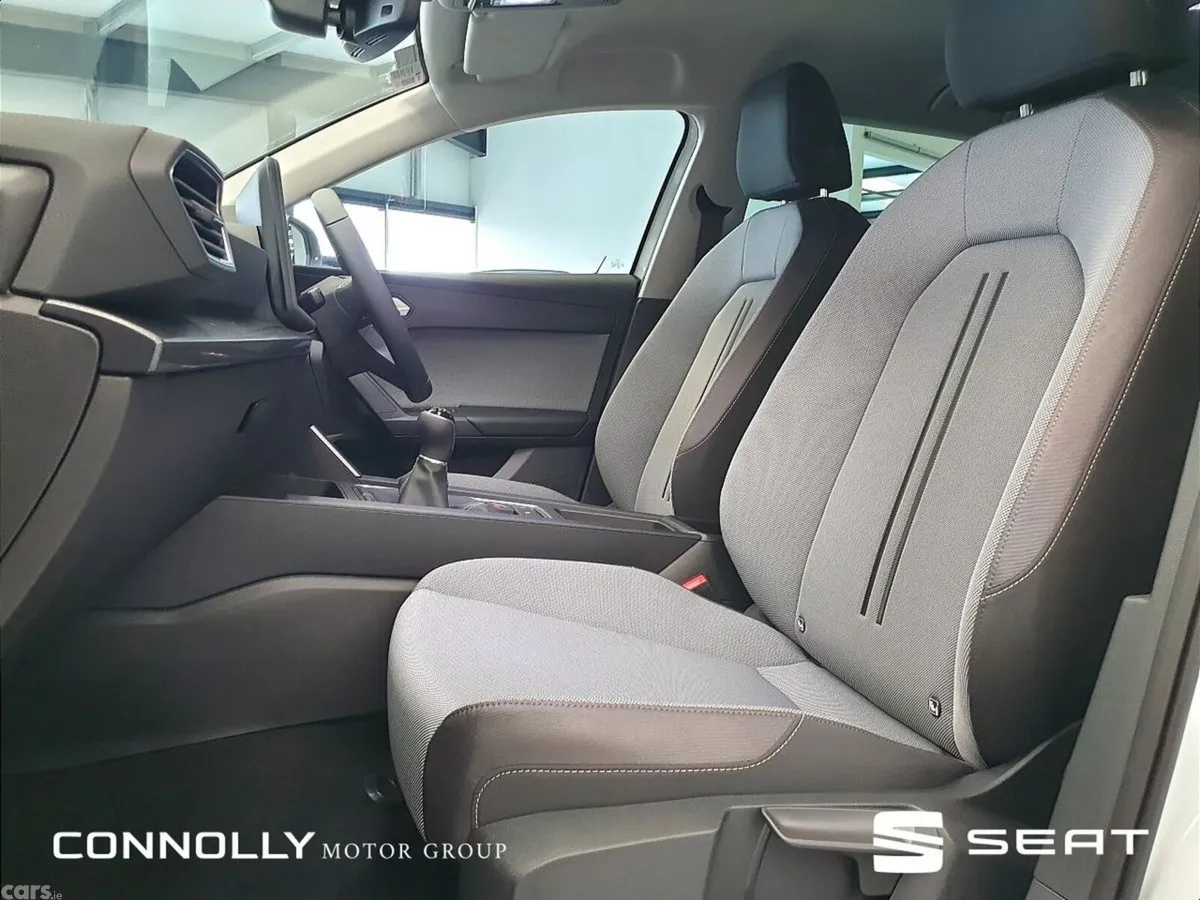SEAT Leon Hatchback, Diesel, 2026, White