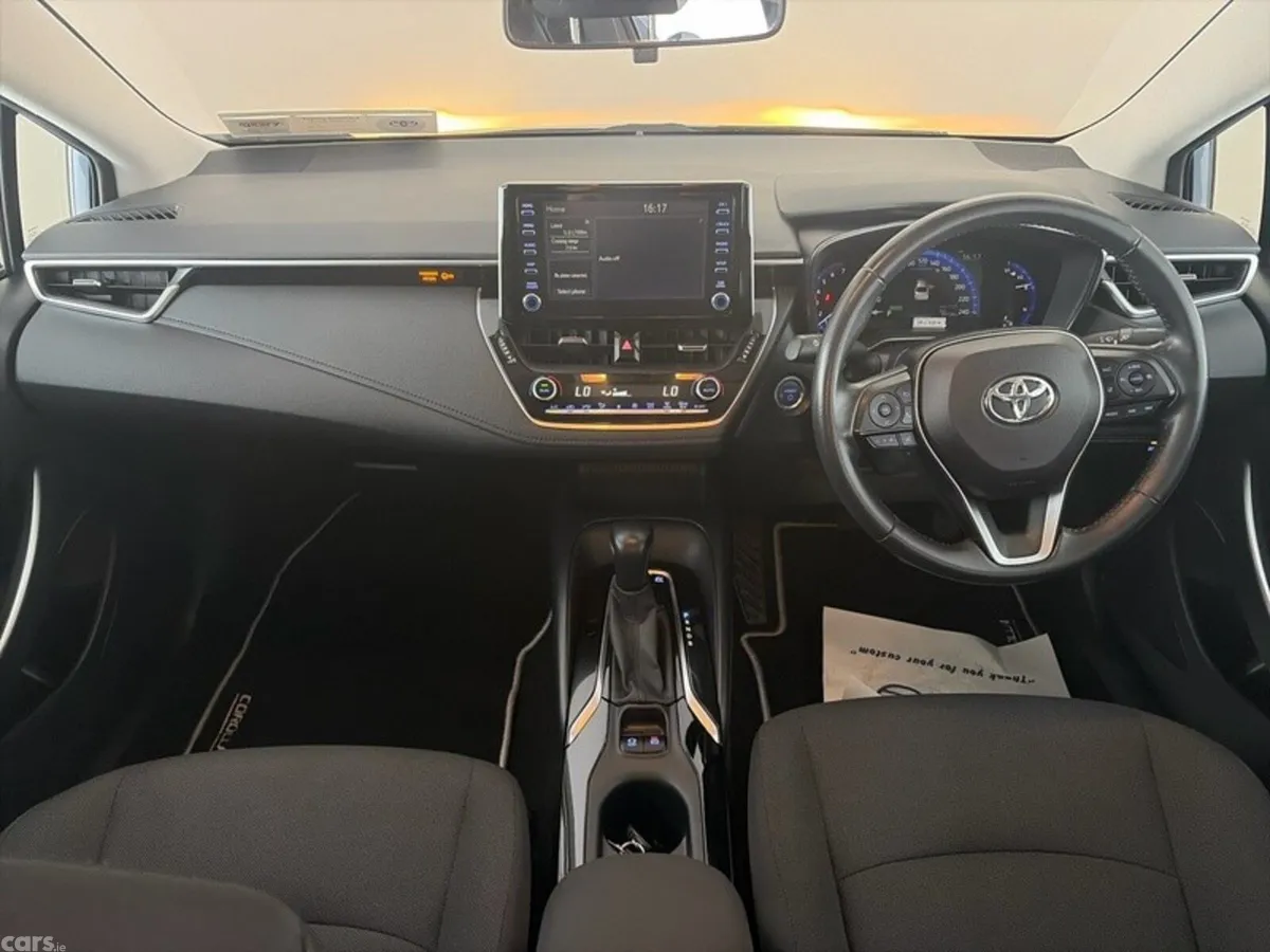 Toyota Corolla Saloon, Petrol Hybrid, 2020, Grey