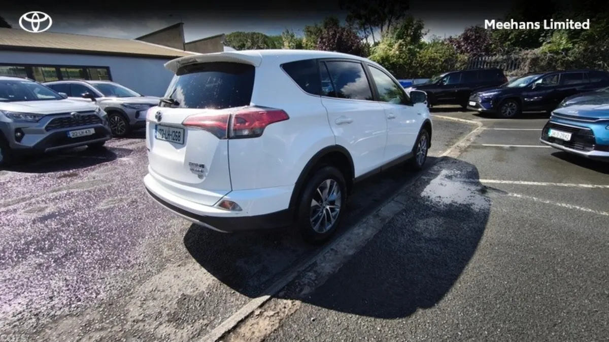 Toyota RAV4 SUV, Petrol Hybrid, 2017, White