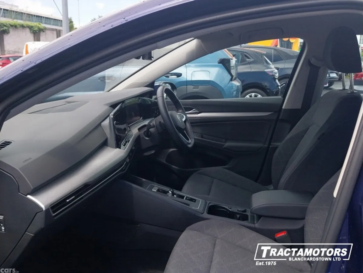 Volkswagen Golf Hatchback, Petrol, 2024, Blue