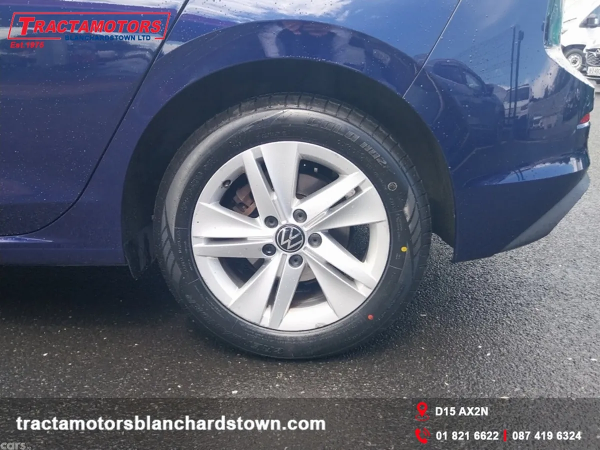 Volkswagen Golf Hatchback, Petrol, 2024, Blue
