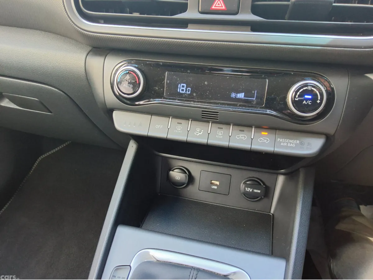 Hyundai KONA SUV, Petrol, 2021, Red