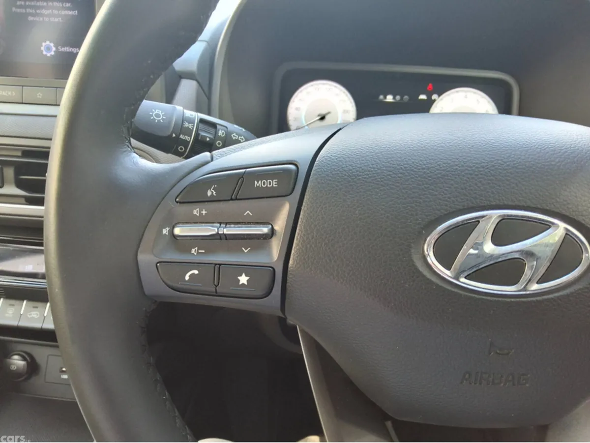 Hyundai KONA SUV, Petrol, 2021, Red