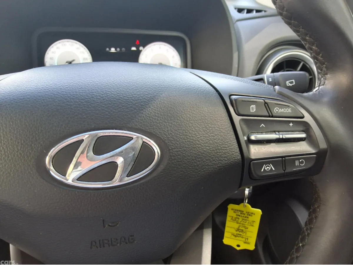 Hyundai KONA SUV, Petrol, 2021, Red