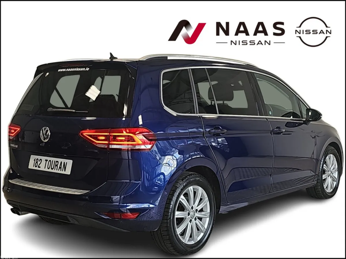 Volkswagen Touran SUV, Petrol, 2018, Blue
