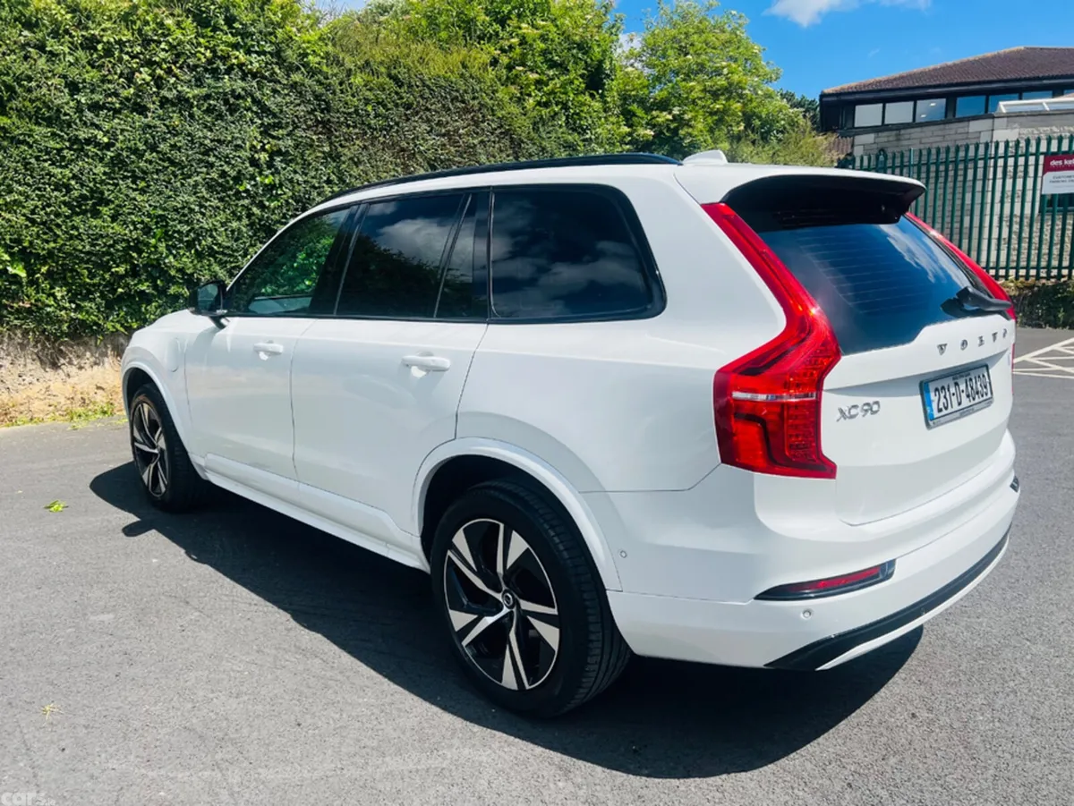 Volvo XC90 SUV, Petrol Plug-in Hybrid, 2023, White