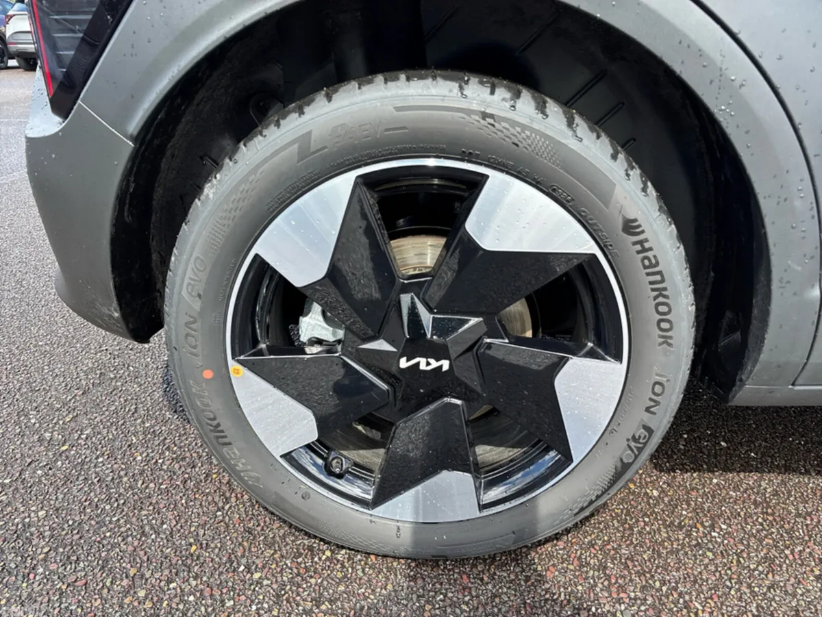 Kia EV2 MPV, Electric, 2026, Grey