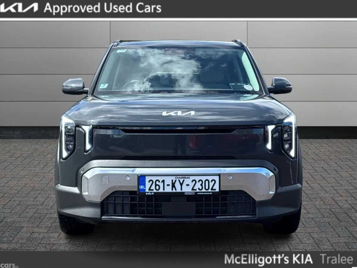 Kia EV2 MPV, Electric, 2026, Grey