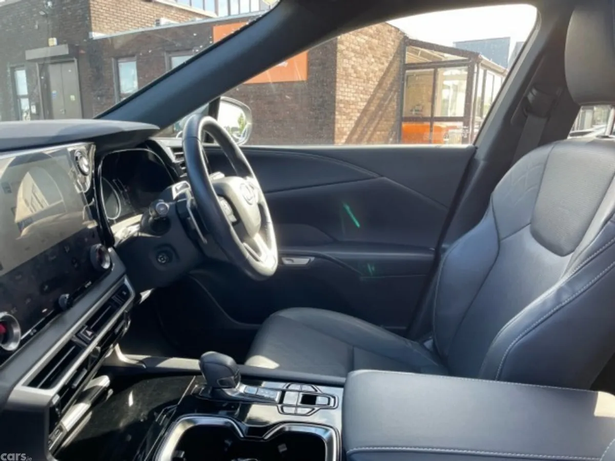 Lexus RX450H+ SUV, Petrol Plug-in Hybrid, 2023, Grey