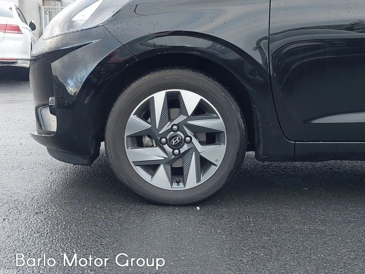 Hyundai i10 Hatchback, Petrol, 2025, Black