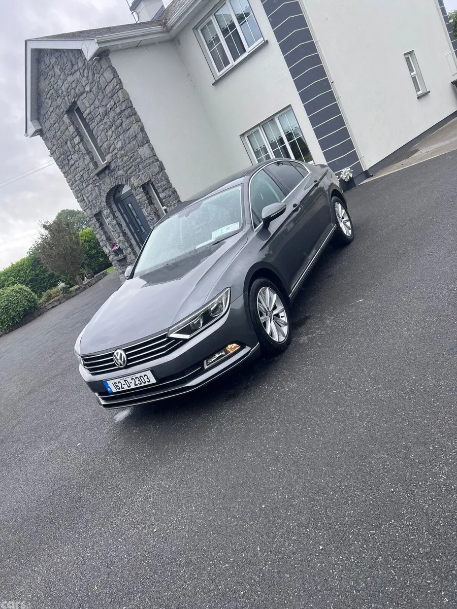 Volkswagen Passat Saloon, Diesel, 2016, Grey