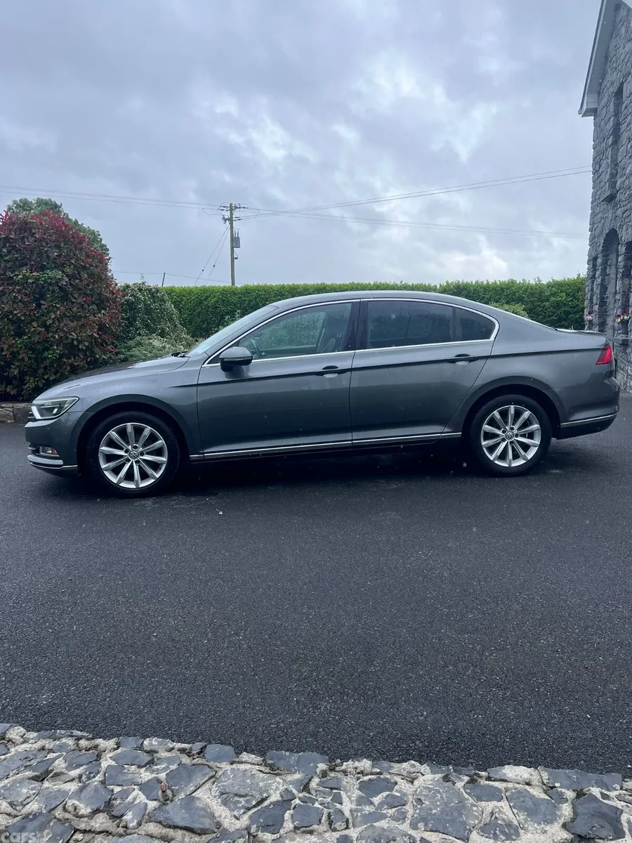 Volkswagen Passat Saloon, Diesel, 2016, Grey